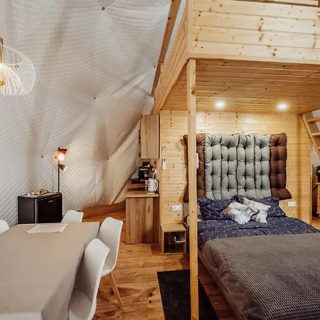 木屋 Karkonoski Glamping